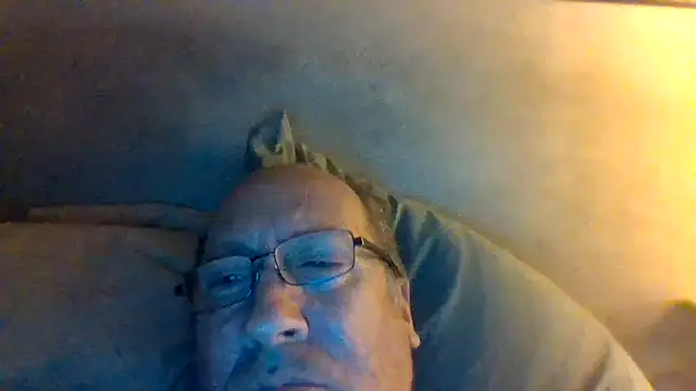 XXX chat uživo modela hornyrich69