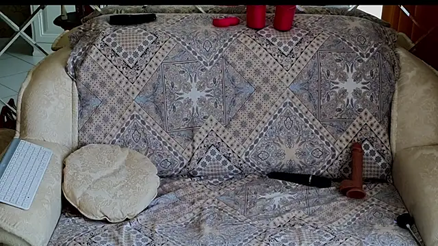 Pokazy przed kamerką – Alyonushkadarling