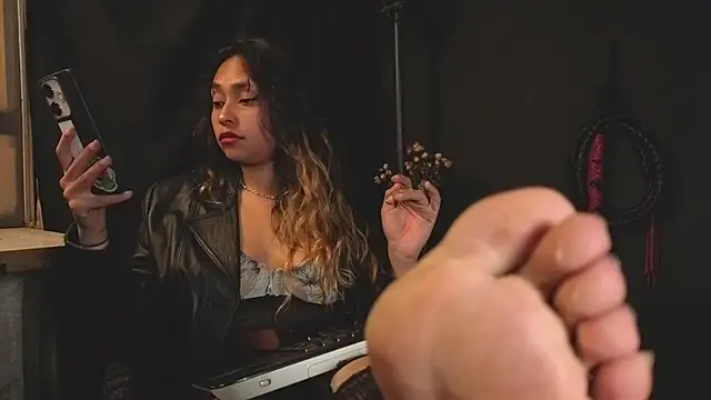 saba_the_courtesan – Naživo XXX chat