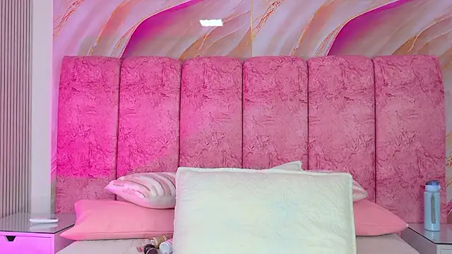 Онлайн чат XXX emmacurvy