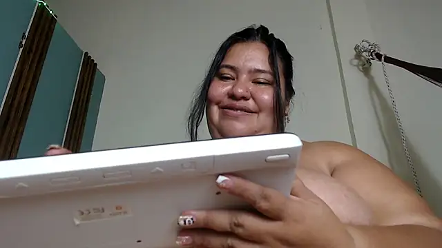 katalina_gomez6921 现场XXX聊天