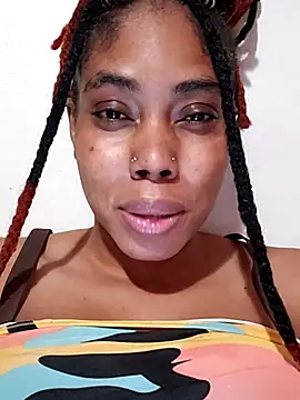 Chat XXX ao vivo de HONEYSWEETS_LIVE