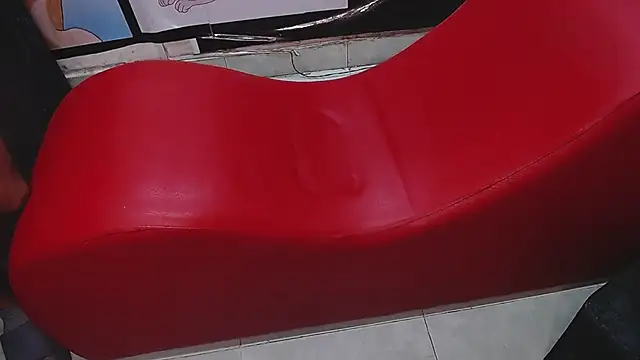 Grouphot_naugthy: онлайн-секс-чат