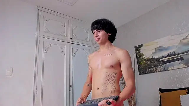 Czat XXX na żywo – Tyler_durten