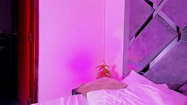 luciagray1 Webcam-Show