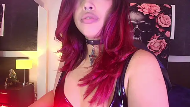 EvaaFoxxy1 Live XXX-Chat