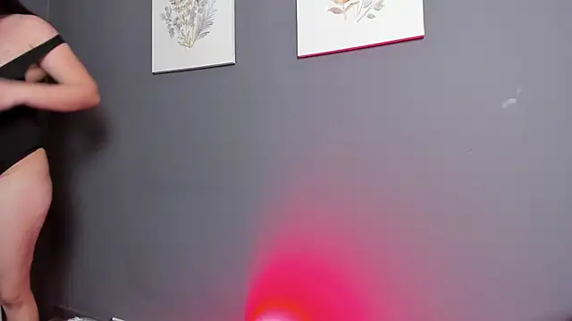 Astrid_williams Chat XXX in diretta