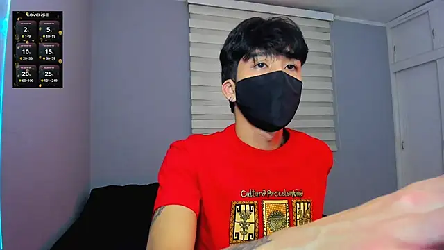 tom_Howardのウェブカメラショー