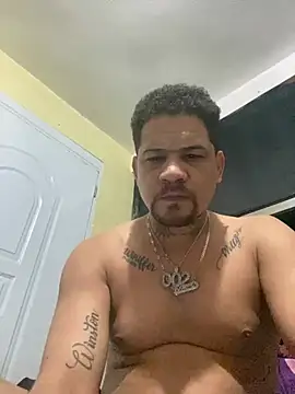 Dominicanobb Chat XXX live