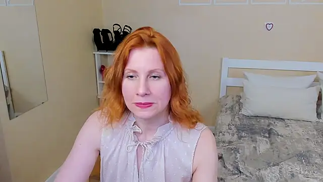 FoxySophia Adlı Modelin Canlı XXX Sohbeti