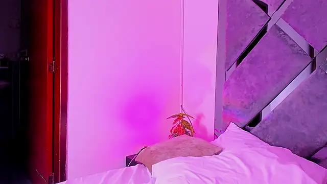 luciagray1 élő XXX-chatje