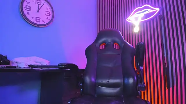 Maximoking26 Webcamshow