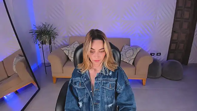 Chat XXX Live MelissaMoore_