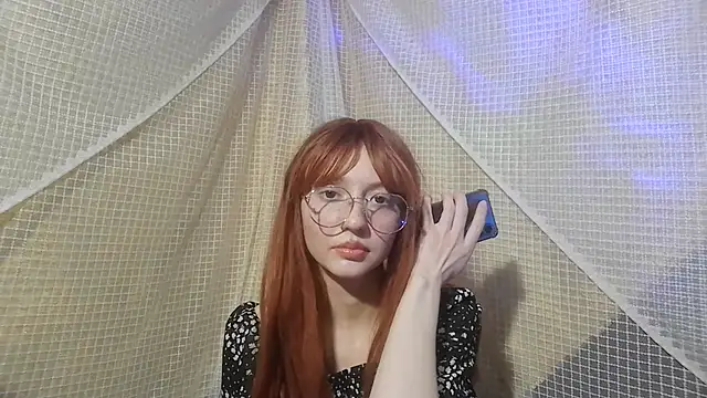 IsabellaBlacky: διαδικτυα κό σόου στην κάμερα