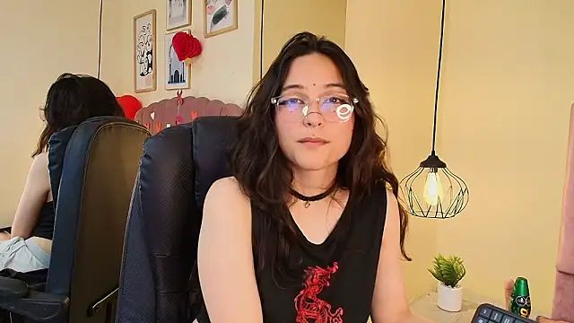 Hanabie_ Adlı Modelin Canlı XXX Sohbeti