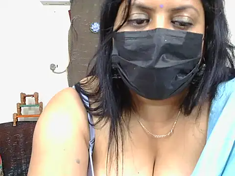 Secret_Bhabhi Adlı Modelin Canlı XXX Sohbeti