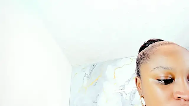 hezelzoe 现场XXX聊天