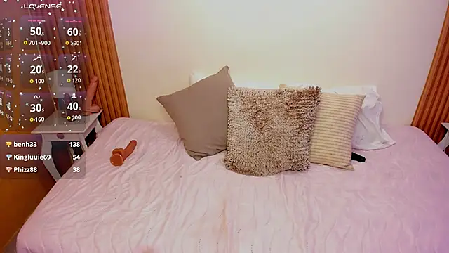 Chat +18 de kristen_kassi ao vivo