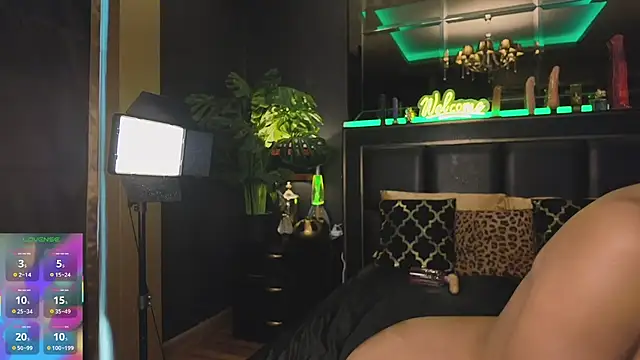 Chat +18 de asian_squirt69 ao vivo