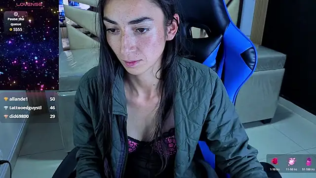 Chat +18 de Maily_a_ ao vivo