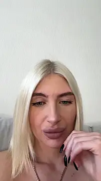 Mia_Roxie – Naživo XXX chat