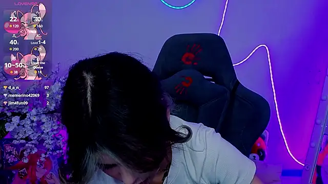 Chat +18 de Hotary_Yuko ao vivo