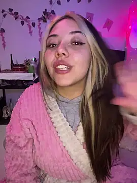 Show de Paulette_Blanche na webcam