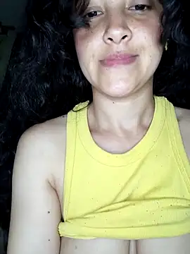 Show modela temDiBu na web-kameri