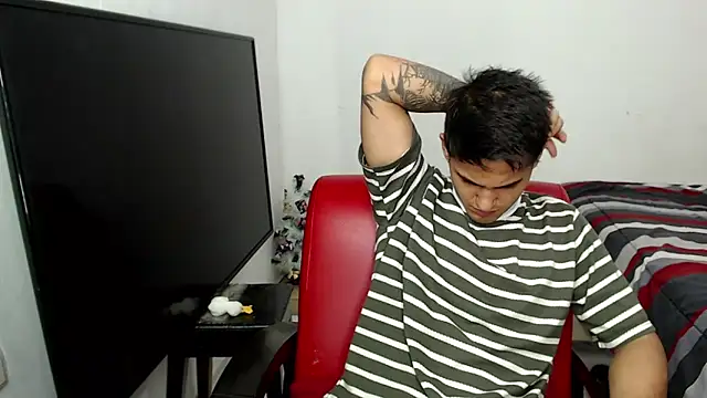 Živý XXX chat Alex_mojica