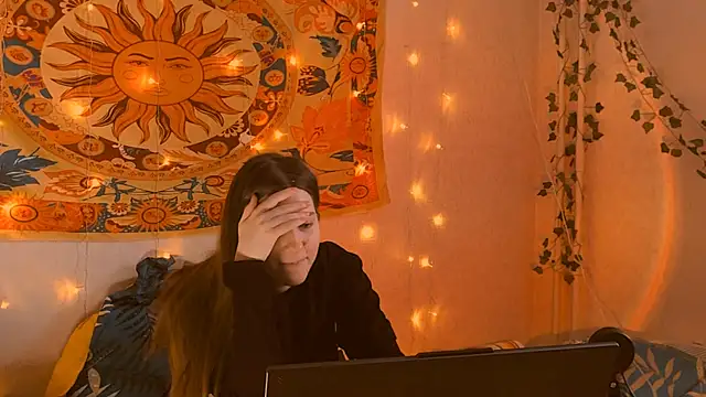 AliceCUNTach – Naživo XXX chat