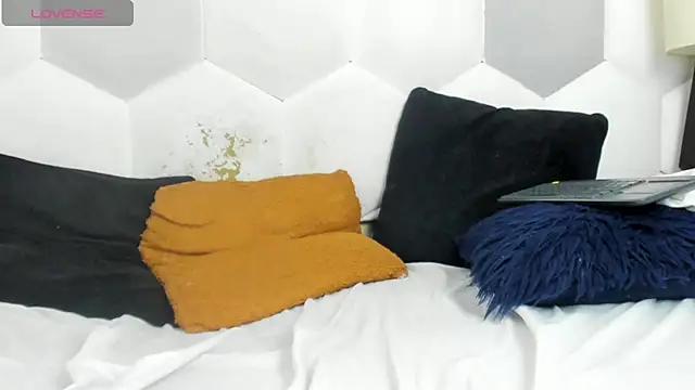 Davi_Ponce élő XXX-chatje