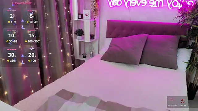 دردشة FeralPeach الجنسية المباشرة