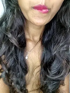 Diyab Adlı Modelin Canlı XXX Sohbeti