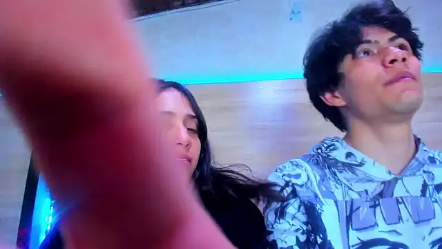 acoralivecm101: απευθείας συνομιλία ΧΧΧ