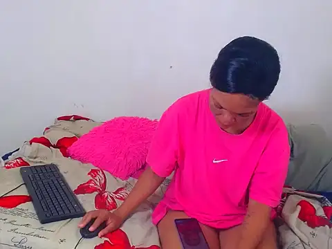 B_Slutn Live XXX chat