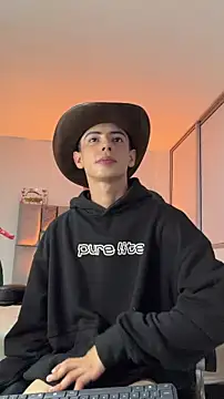 Sebastian_Reed 现场XXX聊天