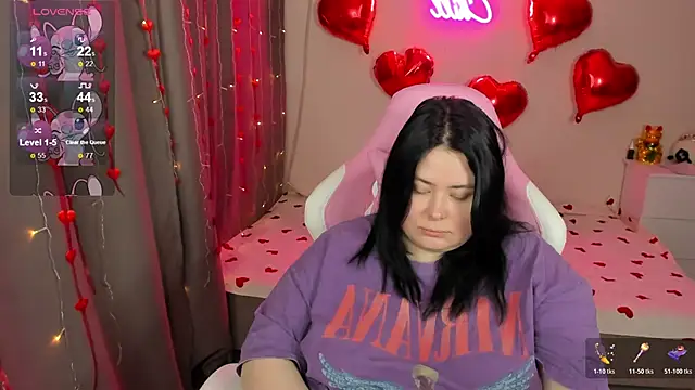 Chat +18 de Akemi_BBW ao vivo