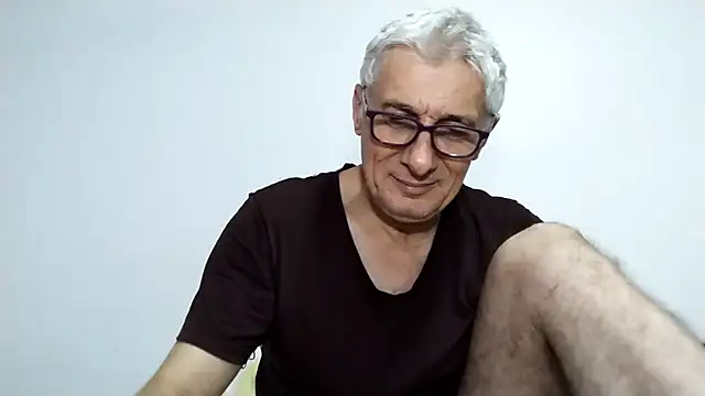 BIGUNCUTHARDCOCK webkamerás műsora