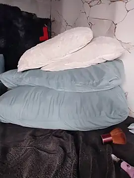 XXX chat uživo modela QUEENZAZA