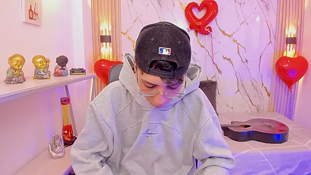 Nikolay_Gregori live XXX chat