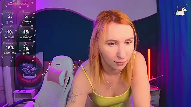 AliceBYKiss élő XXX-chatje