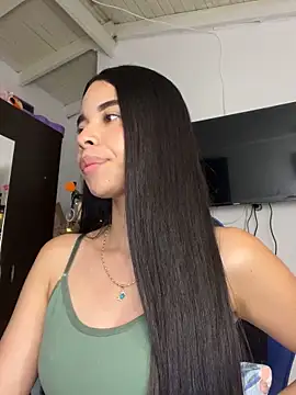 Chat XXX en directo de Milleradhara24