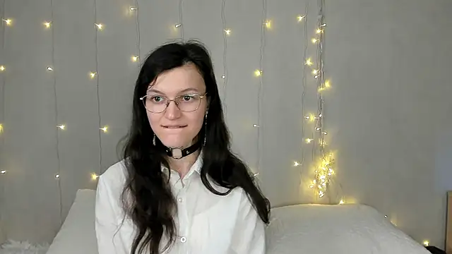 XXX chat uživo modela ThoraMarola