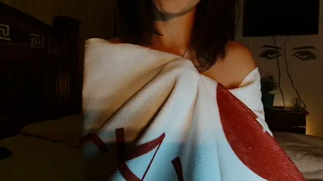 XXX chat uživo modela MINI_Petite