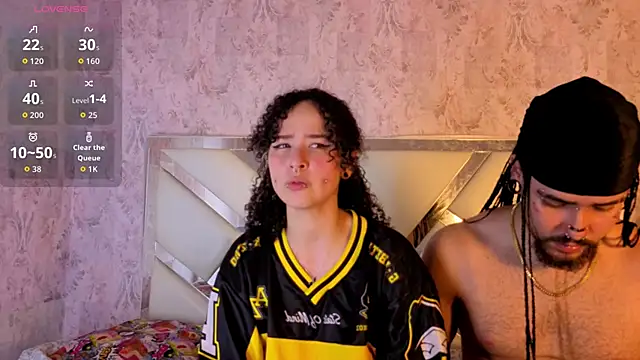 Benny_and_Mark élő XXX-chatje