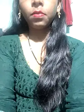 Itz_Aisha__のライブXXXチャット