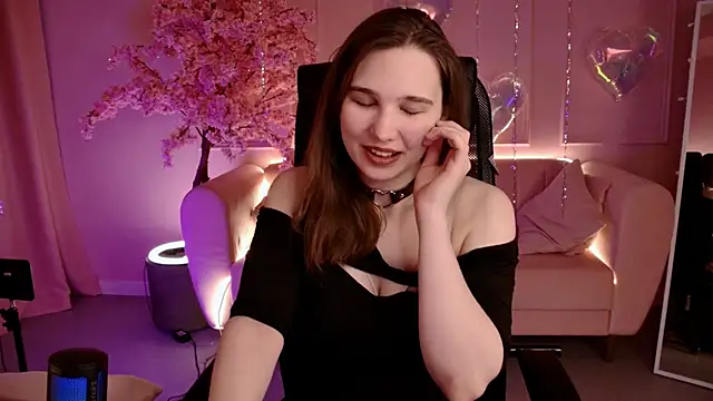 TessaMill live XXX chat