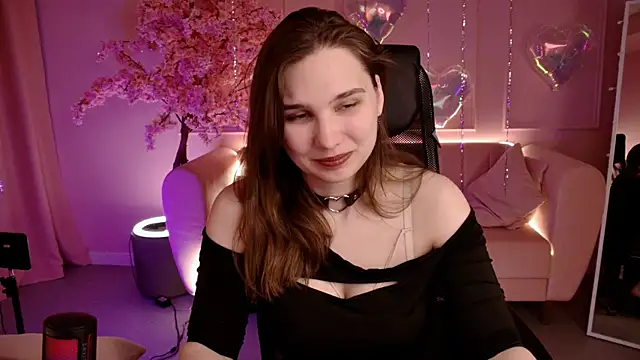 TessaMill Adlı Modelin Canlı XXX Sohbeti