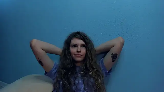 دردشة RayaNenlia الجن سية المباشرة