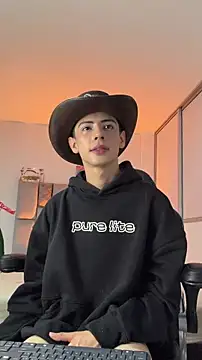 Sebastian_ReedのライブXXXチャット